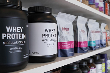 Как выбрать лучший протеин: гид по видам, целям и качеству